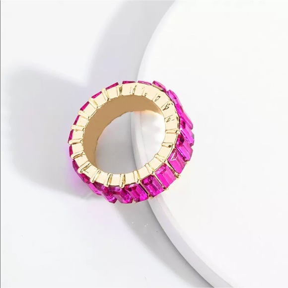 💕LAST ONE!💕 Magenta Pink Baguette Stack Ring - Picture 1 of 4